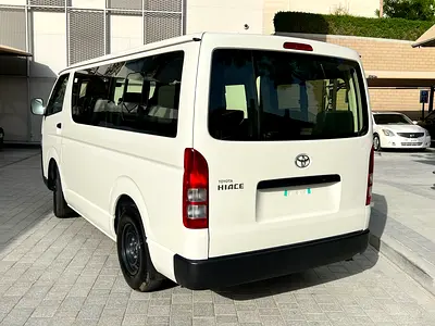 2025 Toyota HIACE 照片 9