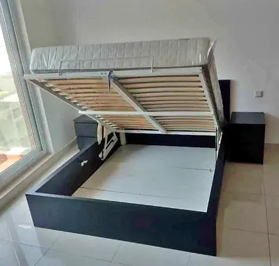 Ikea queen size hydraulic bed with Ikea mattress  ‎