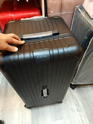 Suitcase 30 kg