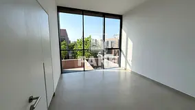 Large 4 bedroom townhouse / Masaar