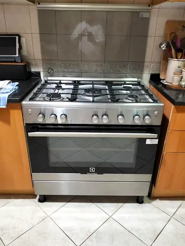 Electrolux full gas, Cooking Range