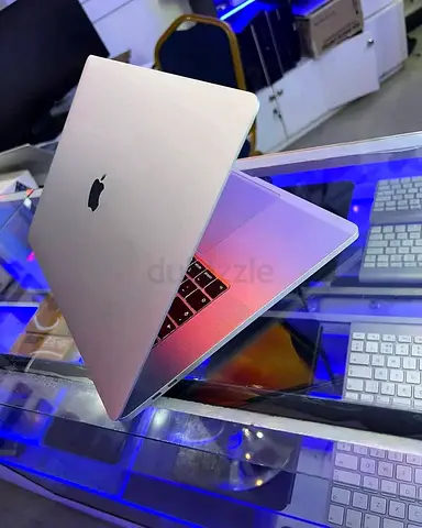 Sleek Apple MacBook for Sale - Perfect Condition!