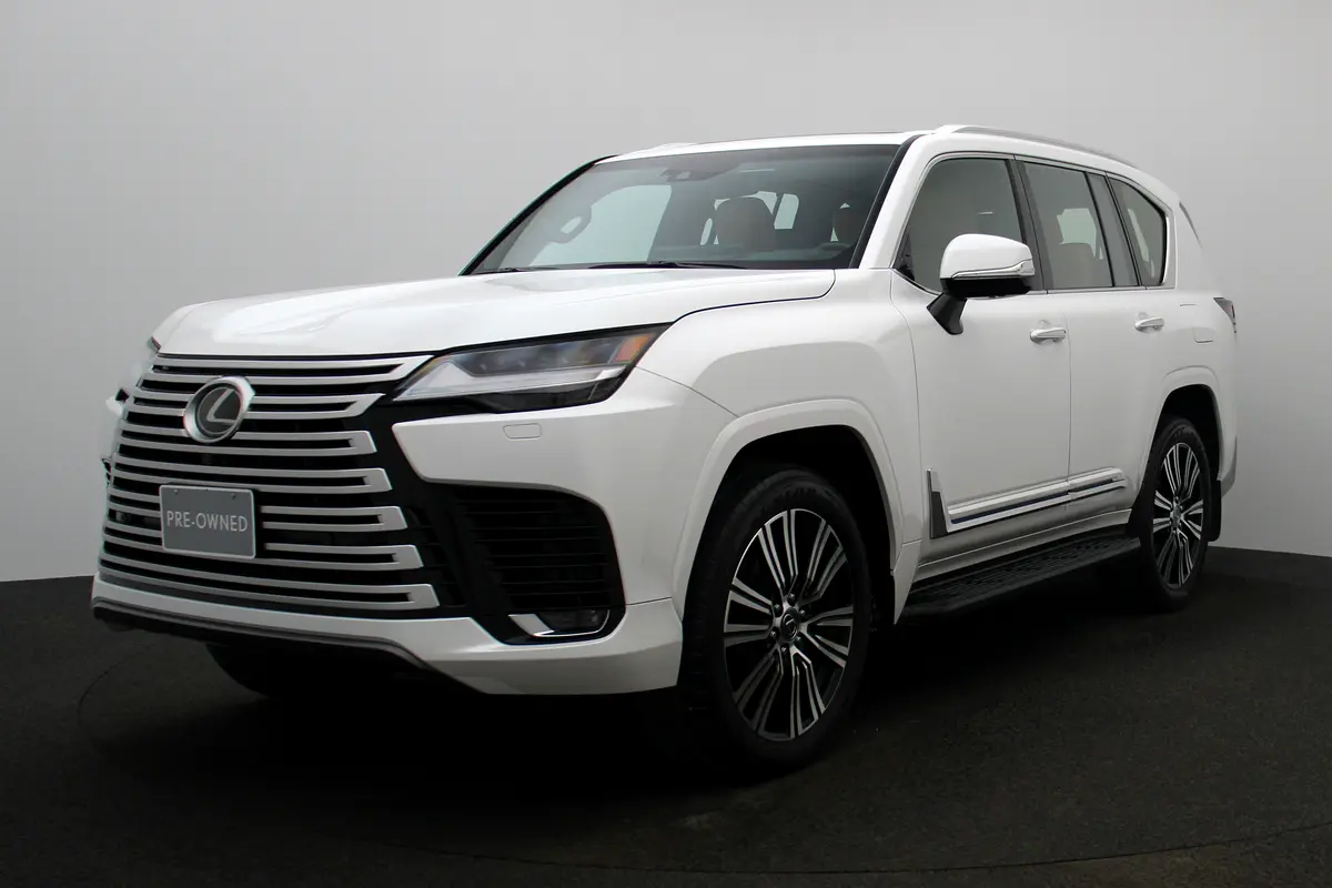 Lexus LX-Series 2024 — photo 1 of 19