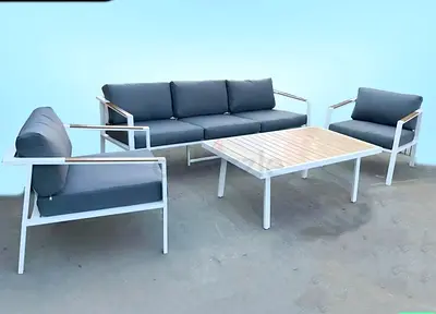Beautiful Outdoor White Aluminium Garden Sofa Set With Table