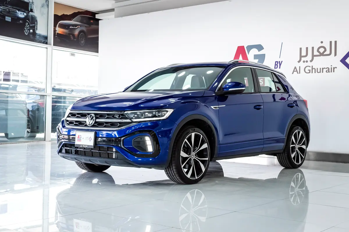 Volkswagen T-Roc 2022 — photo 1 of 18