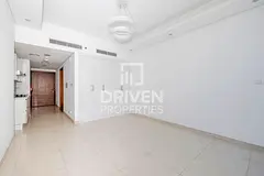 Bright Unit | High Floor | Ready to Move In