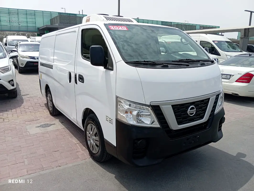 Nissan Urvan 2020 — photo 1 of 9
