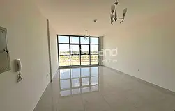Modern Layout l Community View l Ready to Move In