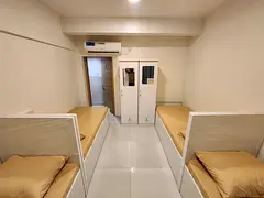 EXECUTIVE  BED SPACE NEAR SHARAF DG METRO STATION