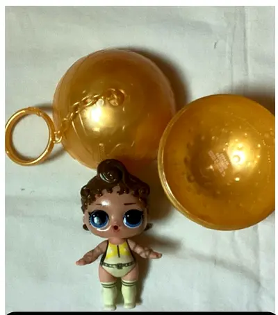 LOL Color changing doll 2