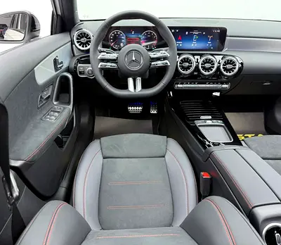Mercedes-Benz A-Class A 200, миниатюра 8