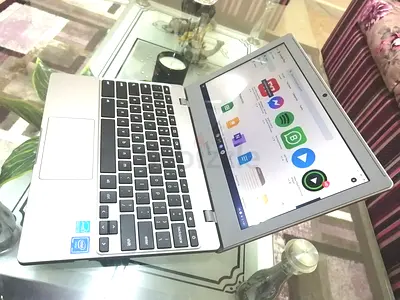 Samsung Chromebook 4 Android With Play Store_RAM 4 GB_SSD 32 GB in Excelent Condition