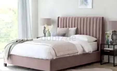 Stylish Modern Bed with Elegant Headboard