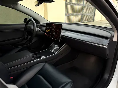 2020 Tesla MODEL 3 — фото 4
