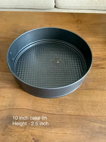 10 Inch Round Cake Tin - Perfect for Baking Lovers!
