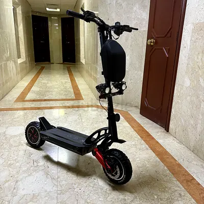 FREE PHONE HOLDER AND BAG AND HELMET. Kugoo G booster very high performance scooter