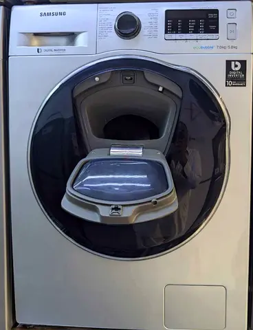 Samsung EcoBubble 7kg Washing Machine - Efficient and Stylish!