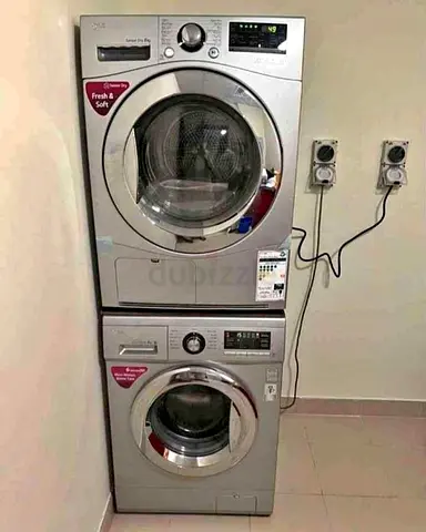 LG 8kg washer and 8kg Dryer Set sapret sapret - powerful and energy-efficient