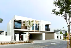 Corner Unit | Large Layout | Vacant