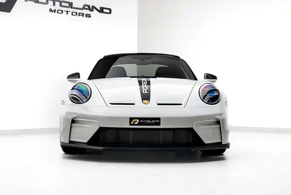 صورة 4 لـ 2025 Porsche 911