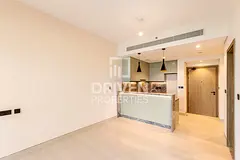Golf View | Modern Design | High Floor