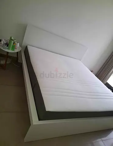 Ikea Malam king size bed 180/200cm bed with Ikea mattress