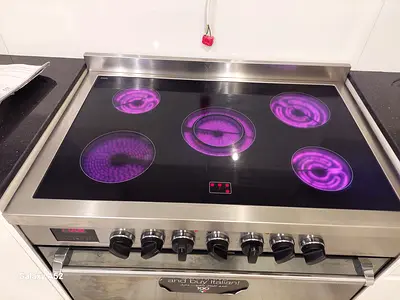 Bompani Electric Ceramic Cooker 5 Burner Size 90 by 60 made in Italy Stainless