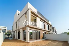 Near Pool and Park | Open Kitchen | Vacant