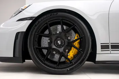 صورة 6 لـ 2025 Porsche 911
