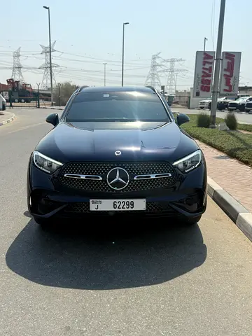 Mercedes GLC300 4MATIC 2023 American specs