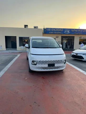 Hyundai Staria - 3.5L - 2026 -PETROL-  GCC - comfort