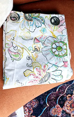 Elegant Floral Curtains for a Touch of Class