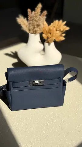 Hermes kelly messenger PM bag for men