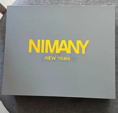 Elegant Nimany purse with 3 different straps- New York