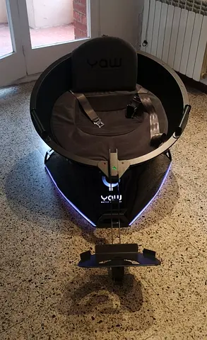 Yaw 1 VR Motion Simulator - 360° Rotation - Good Condition - 3800 AED