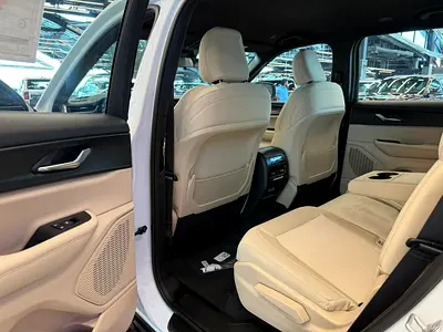 صورة مصغرة 10 لـ 2025 JEEP CHEROKEE