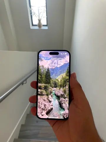 iphone 15 black
