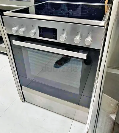 Bosch 60×60 cm 4-Zone Electric Ceramic Cooker – Latest Version premium Collection