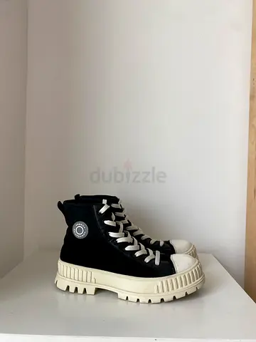 French Connection Sneakers 38.5