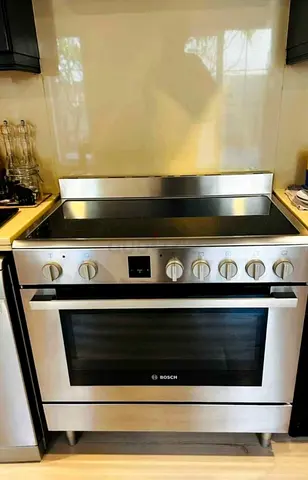Bosch electric ceramic cooker hobs latest model same like new condition
