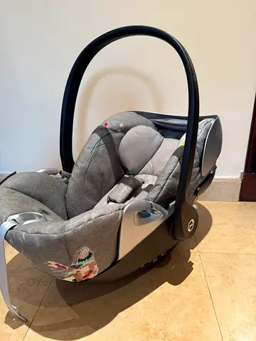 Cybex Z -Comfort and Safety: Infant Car Seat for Your Little One