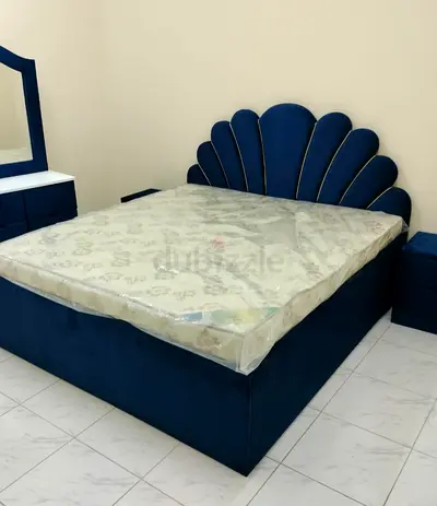 Stylish Blue Velvet Bed Set with Nightstand