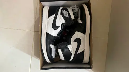 Stylish Nike Air Jordan 1 High Top Sneakers - Unleash Your Style!