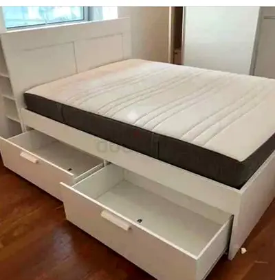 IKEA brimness king size bed with 4 storage drawers underneath and with  IKEA mattress