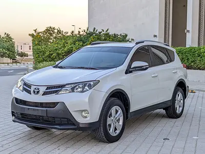 Toyota RAV4 GCC 2014 Prestine Condition Mid Option With Navigation Low KM Perfect Family SUV