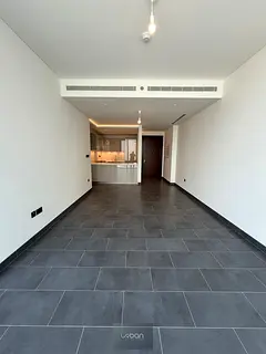 High Floor Spacious 2 Bedroom