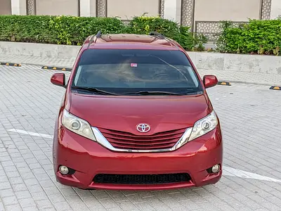 2015 Toyota SIENNA — миниатюра 6