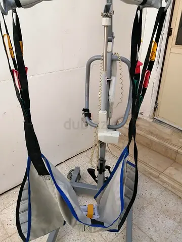 Lift (Patient Lift) for sale in excellent condition