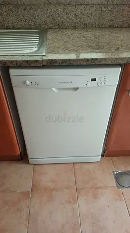 Dewoo dish washer