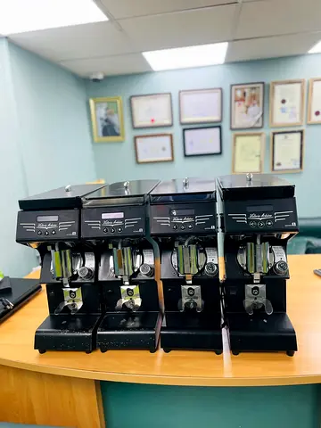 Victoria Arduino Mythos 1 Coffee Grinder (Black Color)